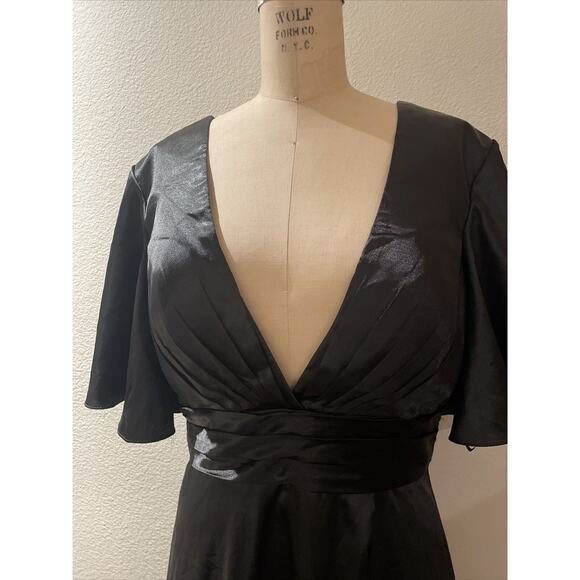 hebeos, long black evening gown, v neck, size 12 - Picture 2 of 7